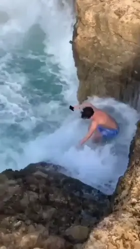 HMFT after I stand against the rocks on high tide