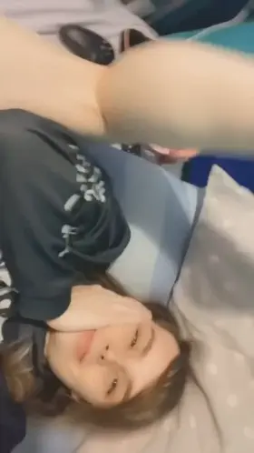 Would be nicer if it was your hand