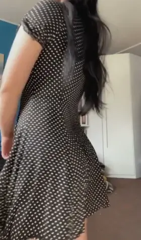 How you like my sundress?