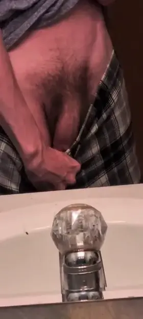 DM if you are curious about thick cock.