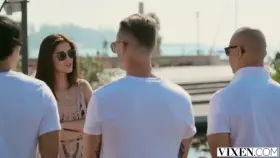 Sweetie knows what she’s doing