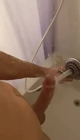 Shower-head cumming AGAIN. I love it so much 🤤🚿