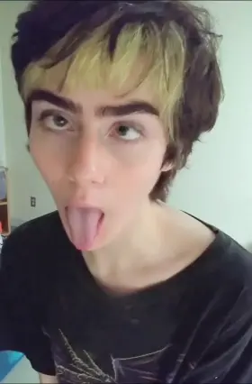 Tomboy ahegao