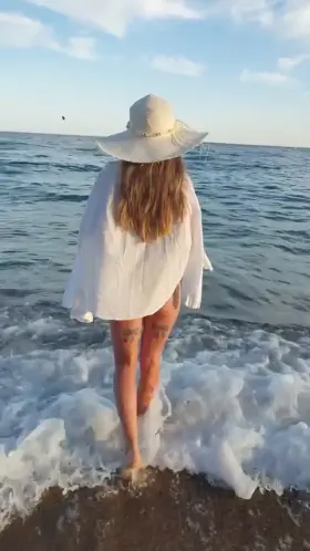 Am I sexy enough to make you hard 🥺?