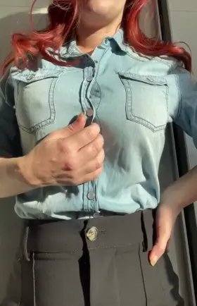 Wanna pop the other buttons?