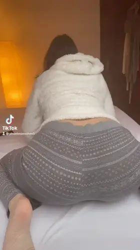 Back with another surprise. Hope you enjoy 😉