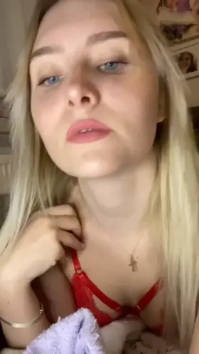 Im bored right now... But I show you what we can do... ?🤭