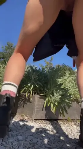 Everyone should cum plant their seed, there’s a reason it’s called a community garden😏💦