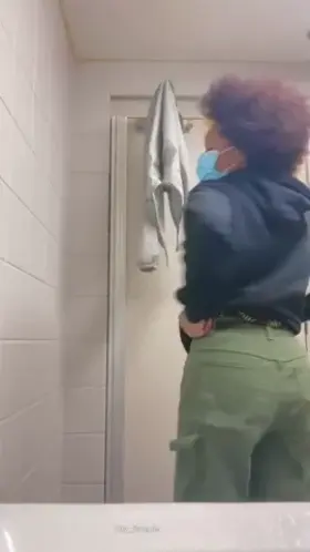 Could i be your work wifey? 🤪 ~nsfw