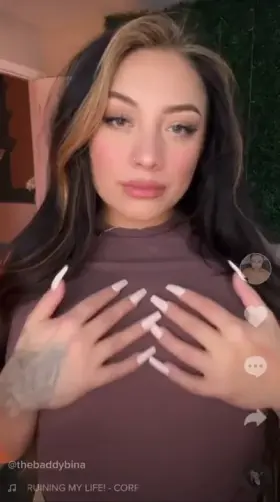 21[F]Arrow up this if you wanna fuck me raw Sna: miastany