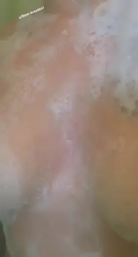 any daddies want a 19yo trainable fuckdoll ? 😇