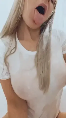 All the cum in your balls belongs to my mouth😝