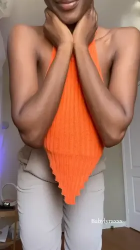 Best believe I’m the hoe of the office😅😋