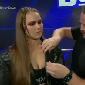 Ronda’s Rousey looking hot af