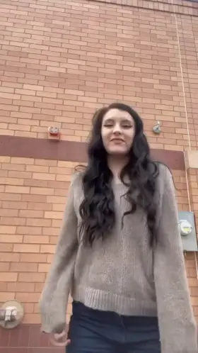 Cars were driving by when I did this…I wonder if anyone saw!🙈 [f] [oc]