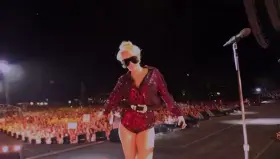 Miley Cyrus’s tits and ass