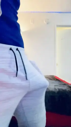 Upvote this if you’d suck my dick