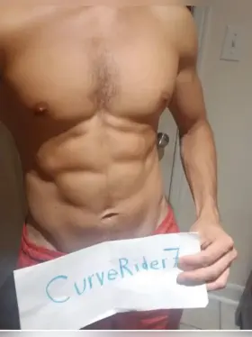 Would you help your girlfriend make me cum ?😉💦