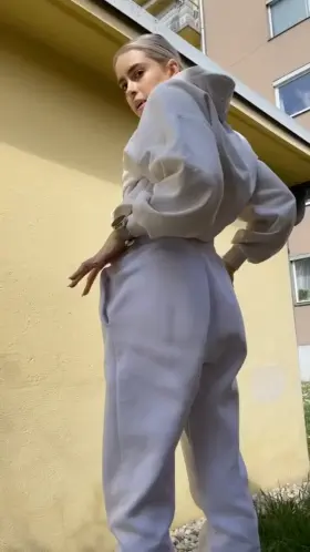 Causing a few boners in my neighborhood [OC] [F]