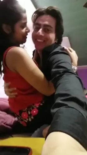 Desi Passionate Lovers Romancing After Many Days During The Absence of Girlfriend's Parents 😍😋 [Must Watch] [Full Video Link in Comments]