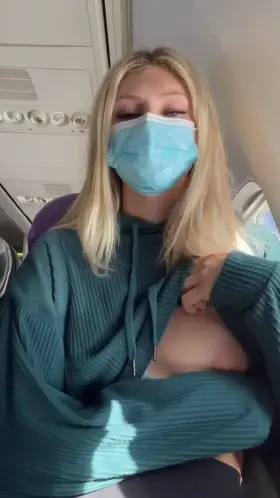 nothing gets me hornier than revealing myself in public 🥺