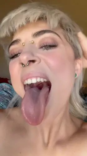 Going to do some throat training today 🤭