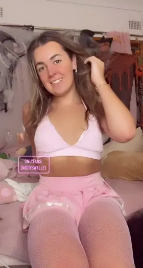 be honest.. am i gf material? <3