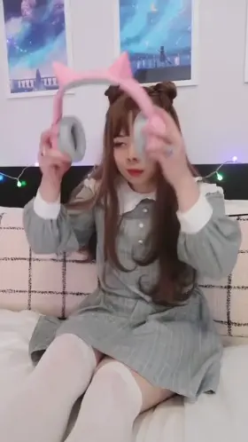 What song would you let me listen to so I could smile like this? ❤️