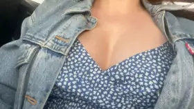 19 Sending a masturbating video to every guy that u ☺️ (My auto reply is on)😋sc:liasana621