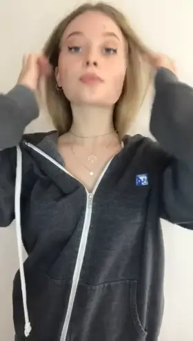 sometimes morning yoga gets me thinking a bit too much about all the bendy positions I want to be fucked in and I end up way too excited 🤤