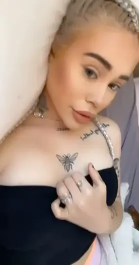 would you like me to be your girlfriend