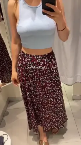 This top is definitely boob bounce approved