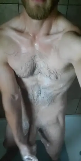 Any girls like my combo or short beard and big cock?