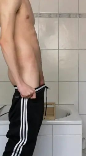 Which girl wants to shoot some vids with me?