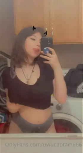 Busty Curvy Goddess Huge Tits Teen Thick Titty Drop