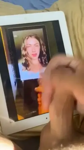 Bud tribbed another cumtrib for Eva and he was vocal about her taking all this cum! Dm or Kik twed_10 to trib her 😈