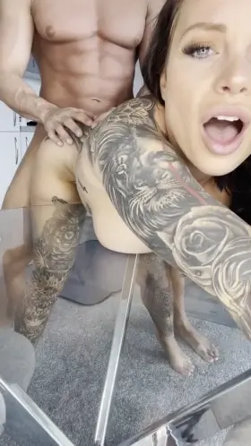 I love knowing you’re all watching me get fucked