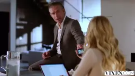 [Jazlyn Ray, 21] - Photo Finish