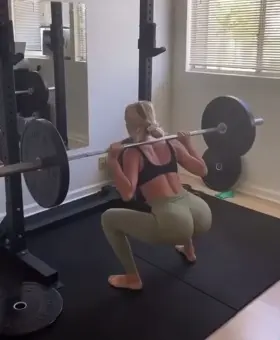 I work hard for this ass🍑🍑