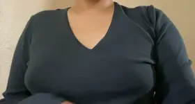 Hope you like my small Latina boob reveal