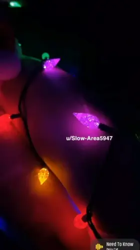 I hope you’d fuck a young girl like me for Christmas 🥺👉🏻👈🏻