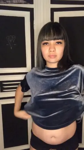 I want to let one lucky Redditor cum on my ass multiple times ❣😉