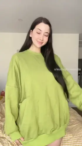 25[F]Hit the up arrow this if your dick is bigger than 3.8 inchessc: mialixr