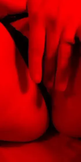 Loving this wet pussy!!