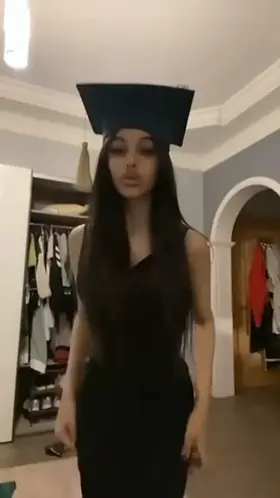 I wanna regret posting mysis video, trib her and send the tribs to me or post them 😳