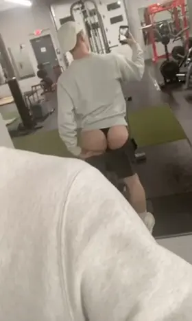 gym bubble butt