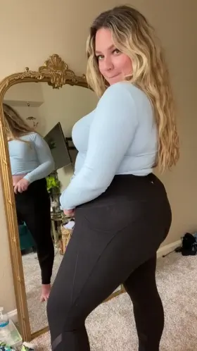 here’s to hoping you like your asses phat