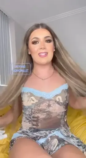 are u fucking me, or am i fucking u?