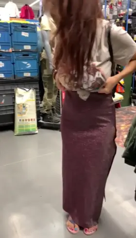 Boobs in aisle 3 [gif]