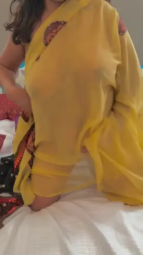 Married but 💯% available ... My husband wants me to find a fuck buddy ...